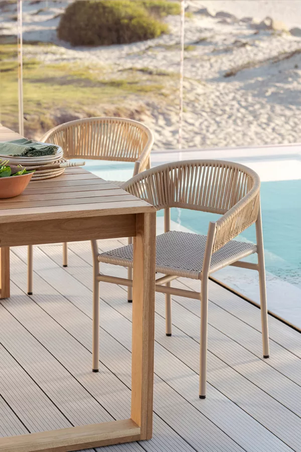 Livi Dining Table - Rectangle 6 Seater - Image 2