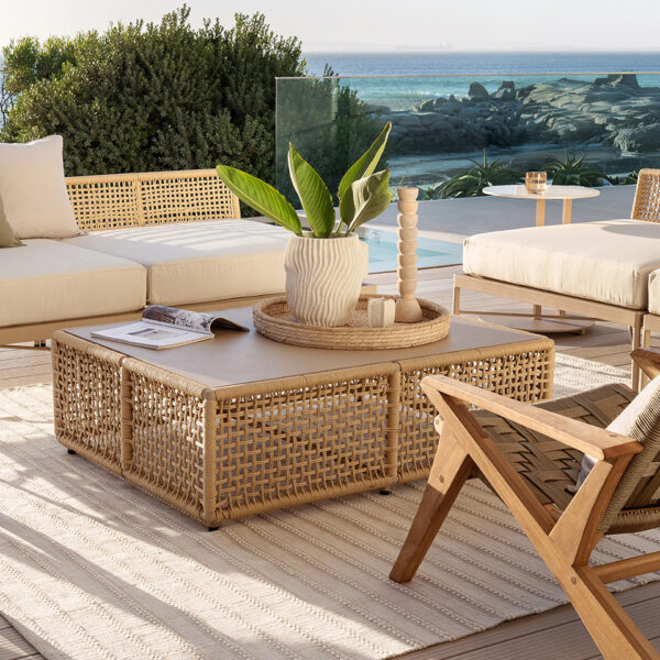 Zoë Coffee Table