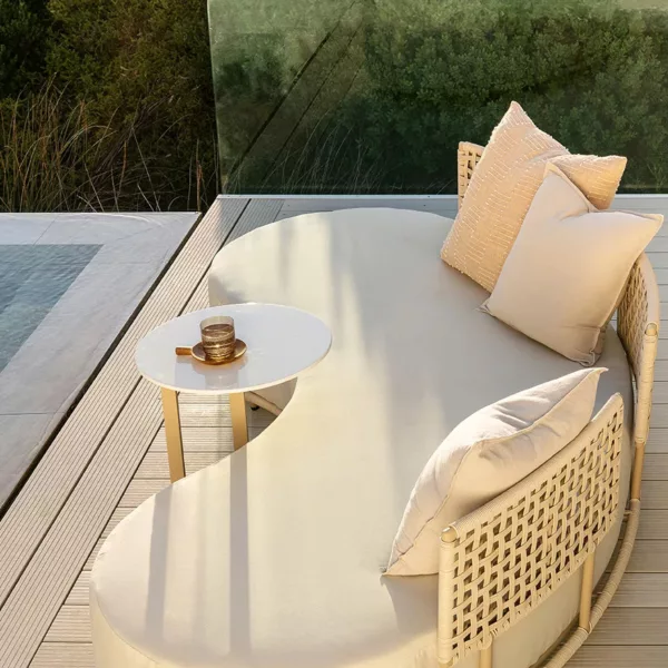 Zoë Curved Daybed